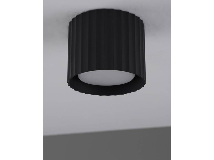 Спот Moderli V11891-1C Cora