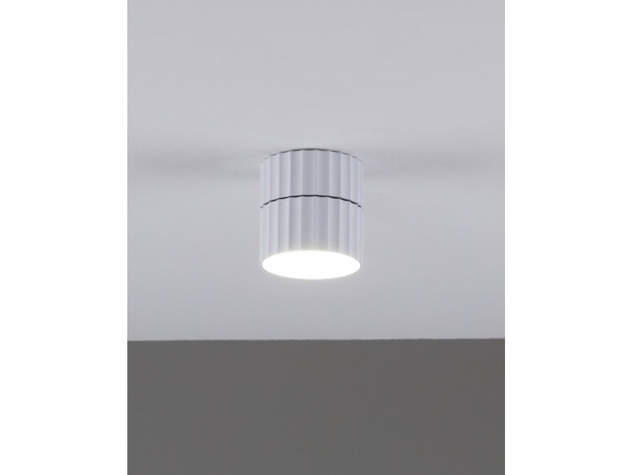 Спот Moderli V11900-1C Cora