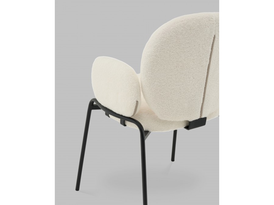 Стул с подлокотниками Моллек букле молочный