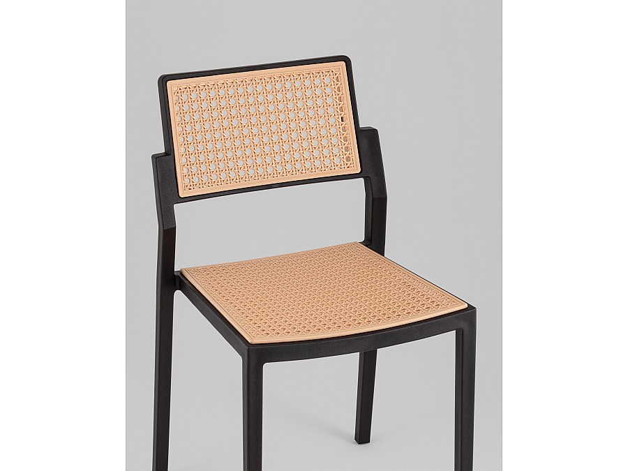 Стул пластиковый Milto черный