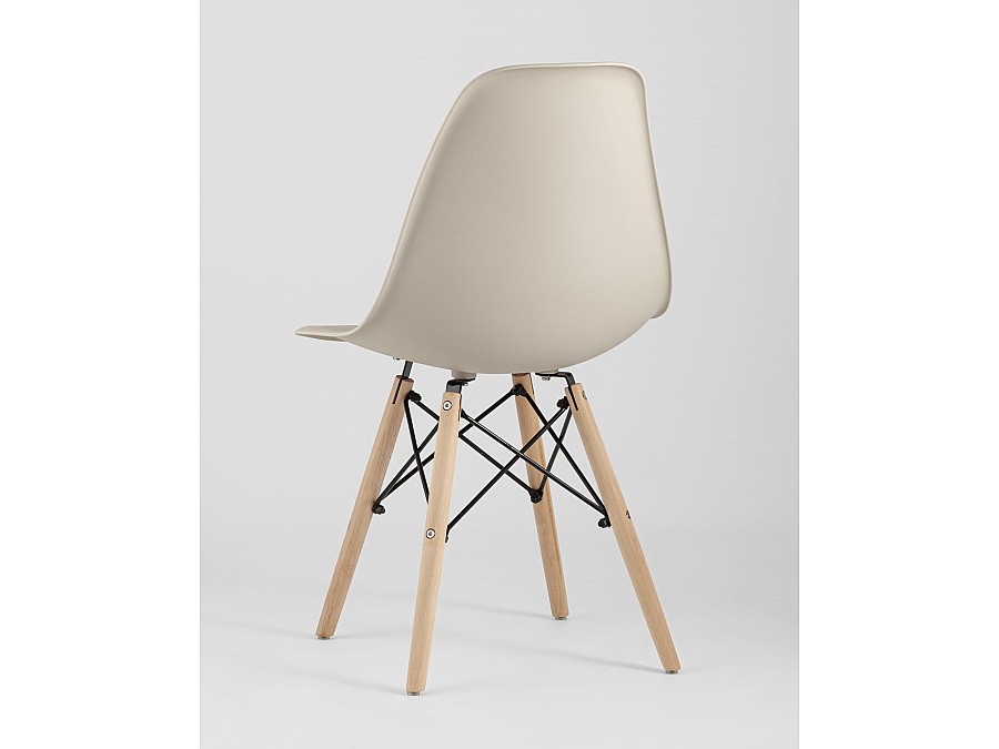 Стул Eames Style DSW бежевый (разборный каркас)