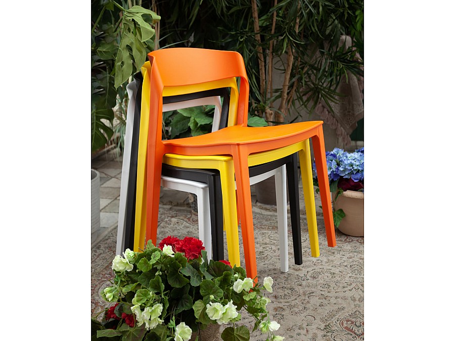 Стул Moris пластик нежно-розовый