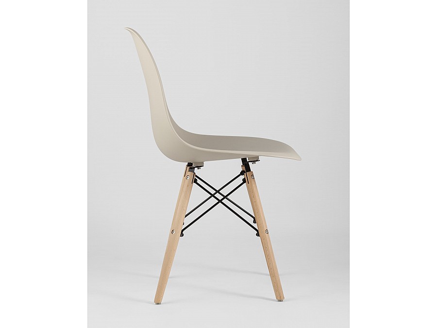 Стул Eames Style DSW бежевый (разборный каркас)