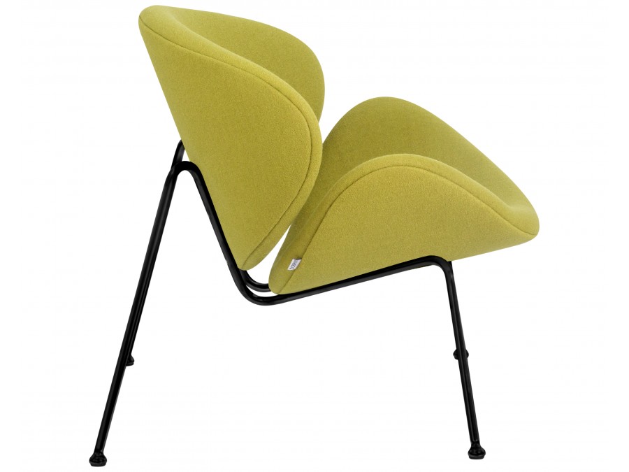 Кресло дизайнерское DOBRIN EMILY, светло-зеленая ткань AF3, черное основание