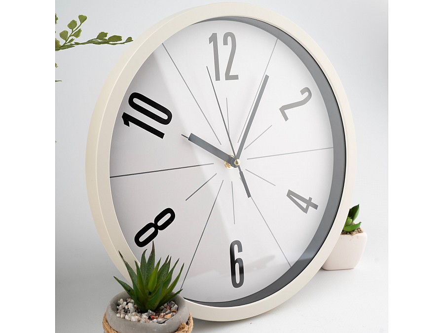 Часы настенные 