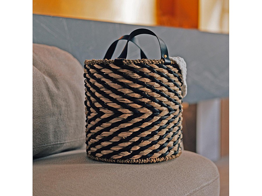 Корзина для хранения с ручками 