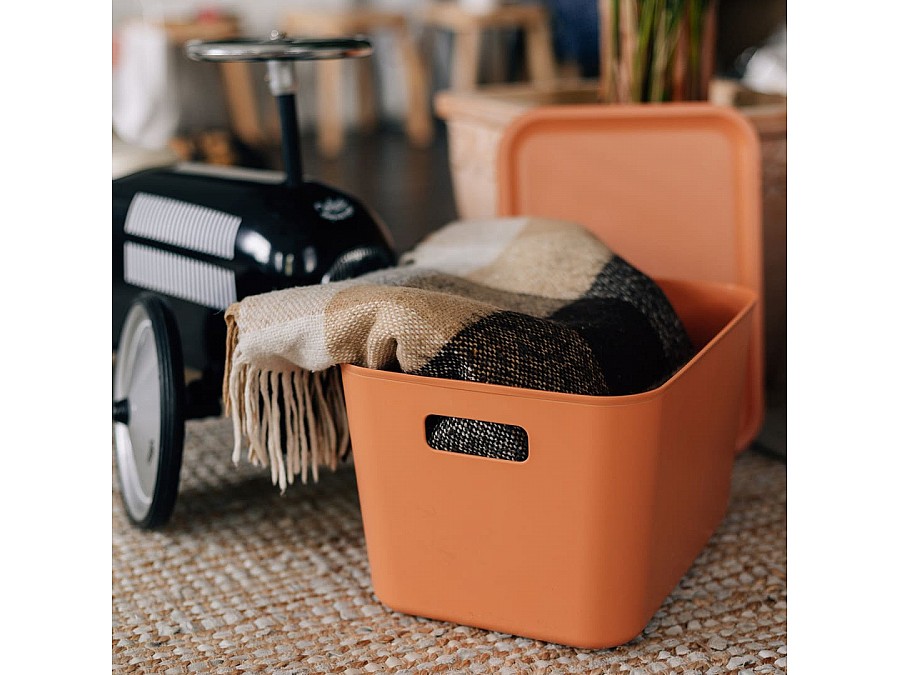 Корзина пластиковая для хранения 