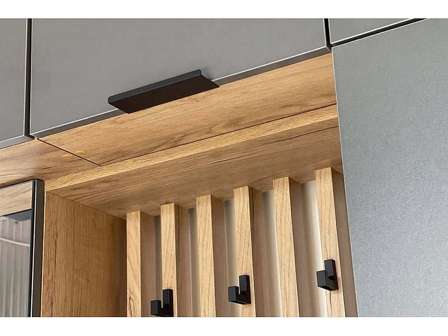 Стенка для прихожей Бери