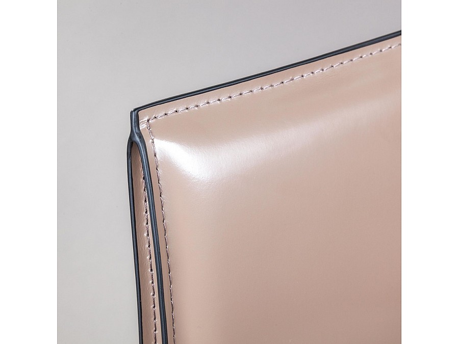 Стул с подлокотниками Barrie, кожа капучино