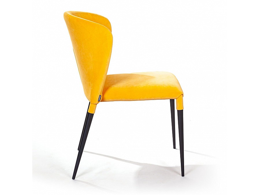 Стул Albert в шортиках, горчичный