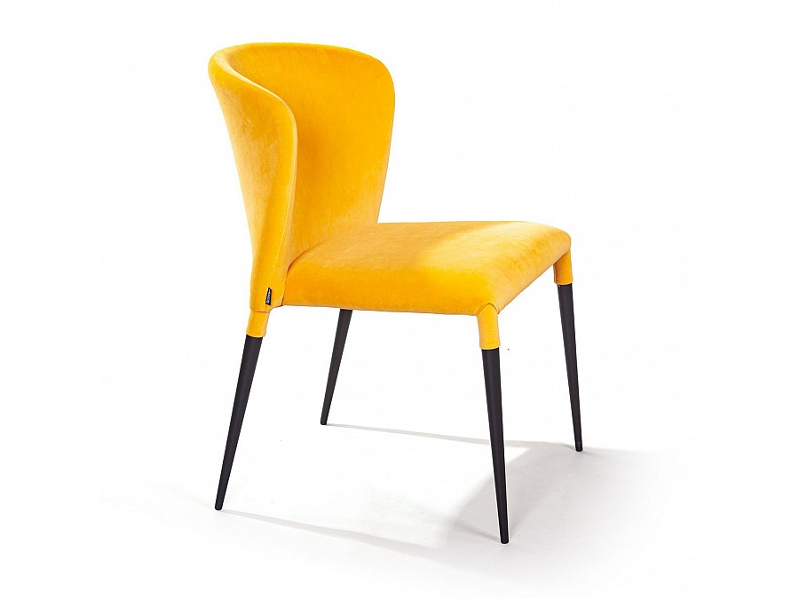 Стул Albert в шортиках, горчичный