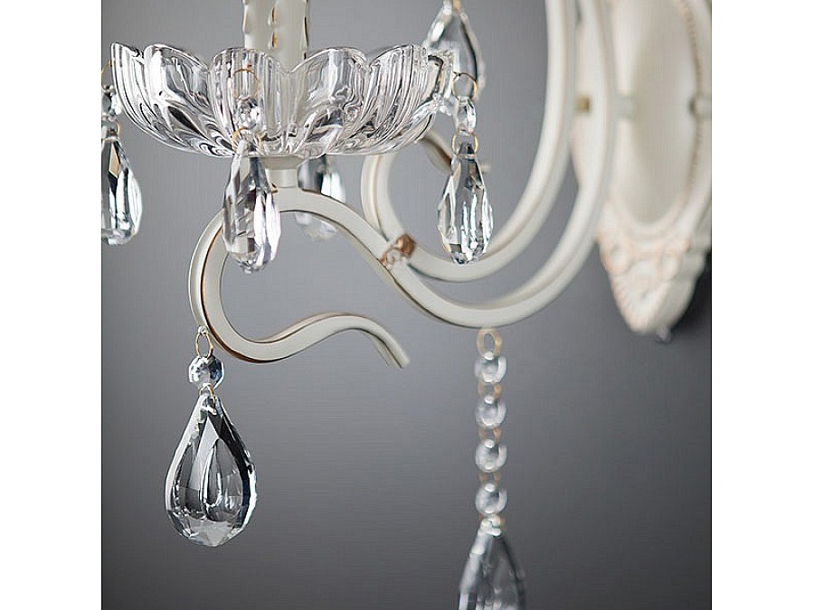 Бра Eurosvet Etna 12205/1 белый Strotskis