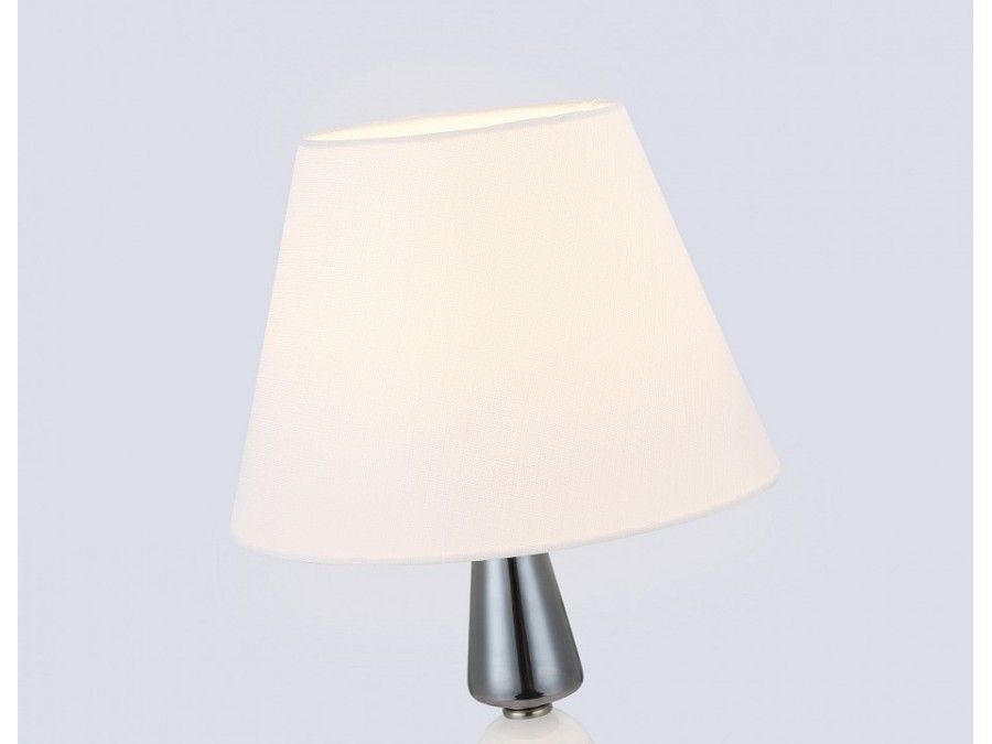 Настольная лампа декоративная Ambrella Light LH LH75262