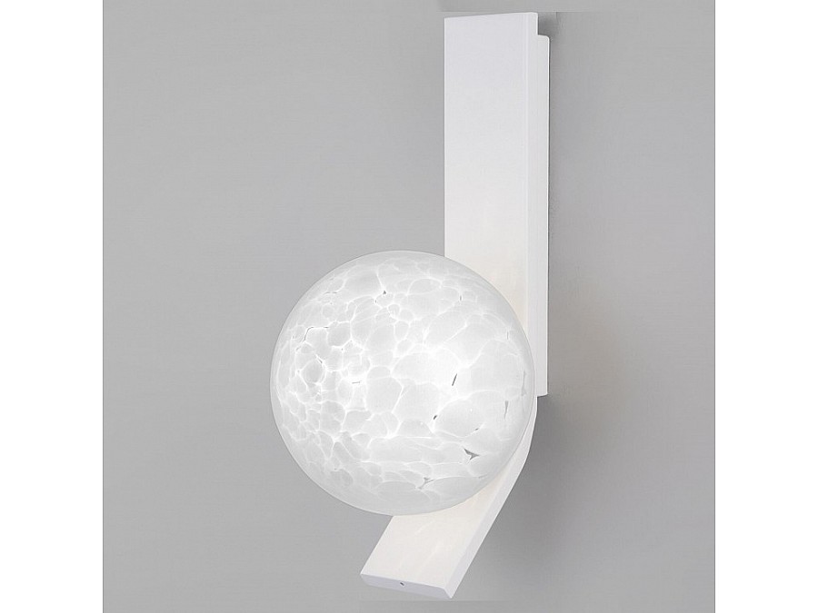 Бра Eurosvet Luxor 40019/1 белый