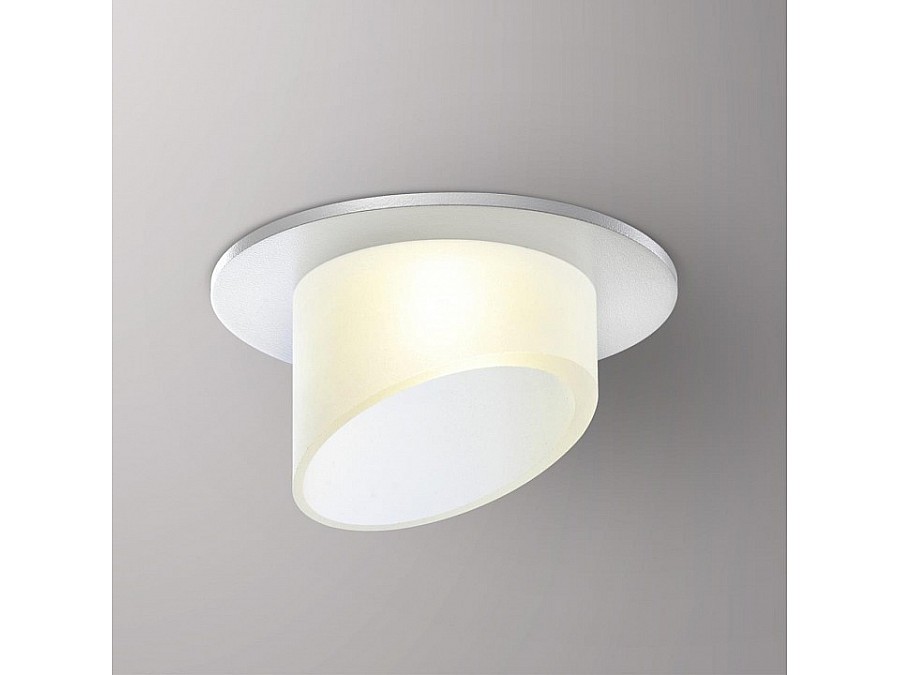 Встраиваемый светильник Novotech Lirio 370897