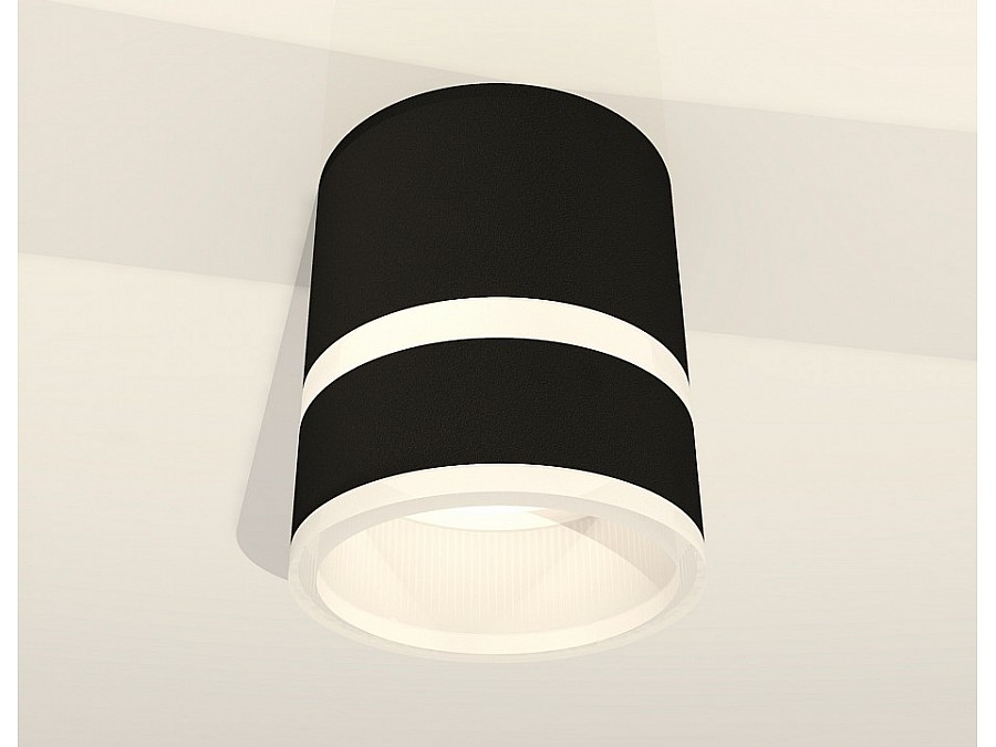Накладной светильник Ambrella Light XS XS8111005