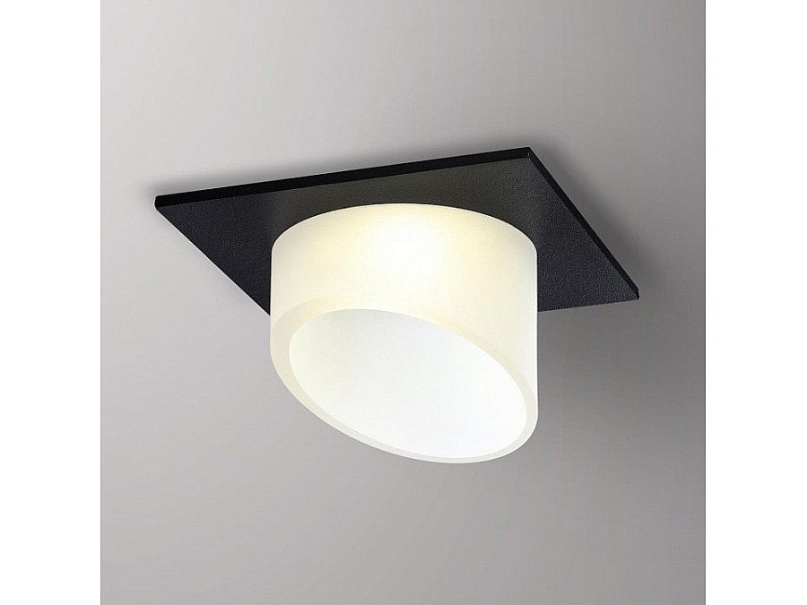 Встраиваемый светильник Novotech Lirio 370898