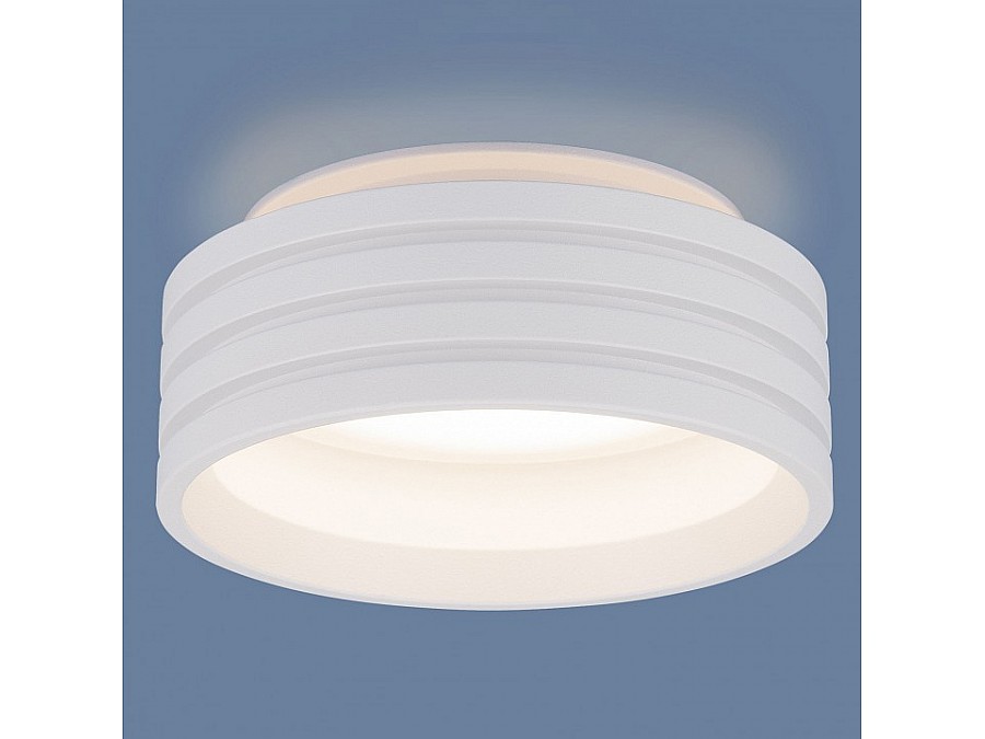 Встраиваемый светильник Elektrostandard 7014 a047691