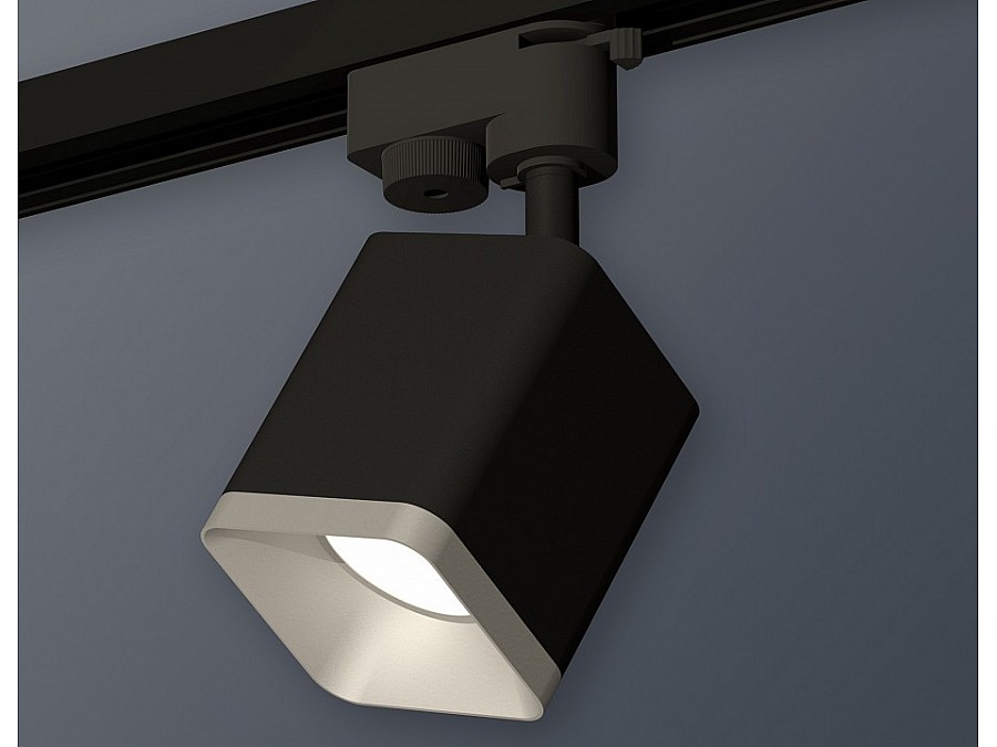 Светильник на штанге Ambrella XT XT7813002