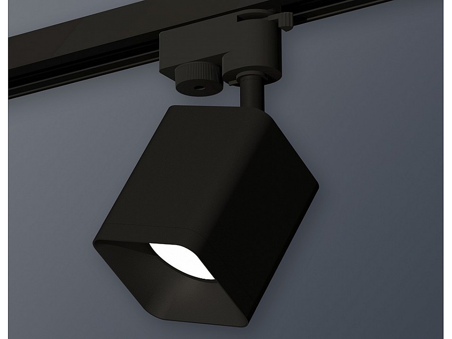 Светильник на штанге Ambrella XT XT7813001