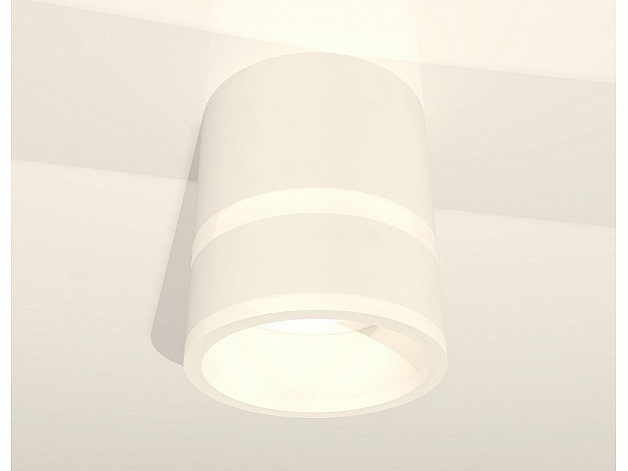 Накладной светильник Ambrella Light XS XS8110005
