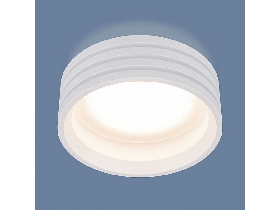 Встраиваемый светильник Elektrostandard 7014 a047691