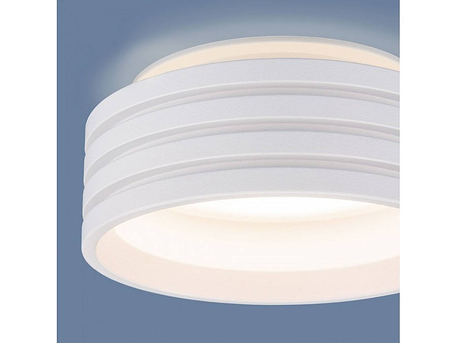 Встраиваемый светильник Elektrostandard 7014 a047691