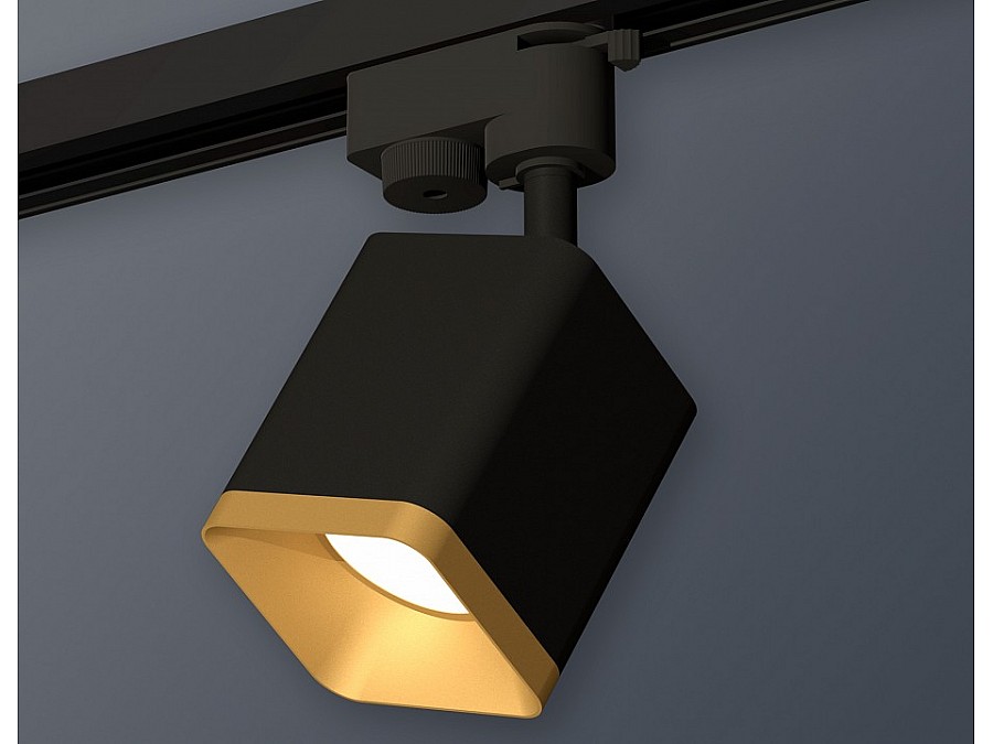 Светильник на штанге Ambrella XT XT7813003