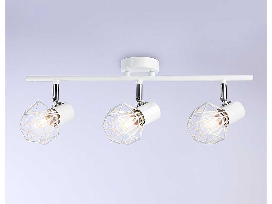 Спот Ambrella TR TR8631