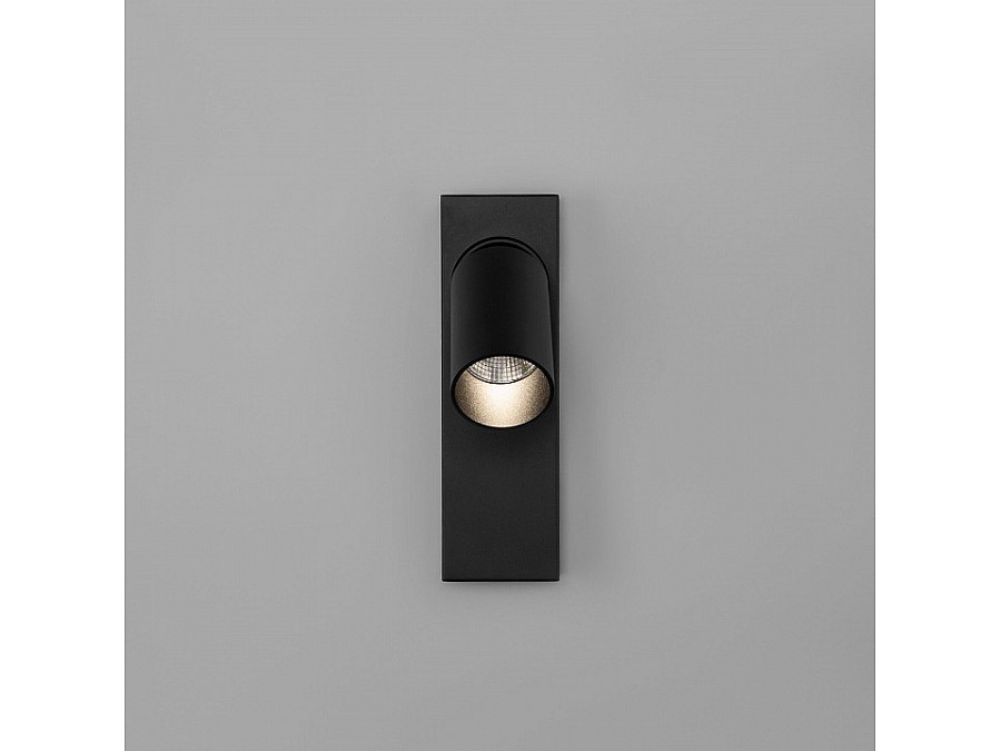 Спот Eurosvet Flank 20139/1 LED черный