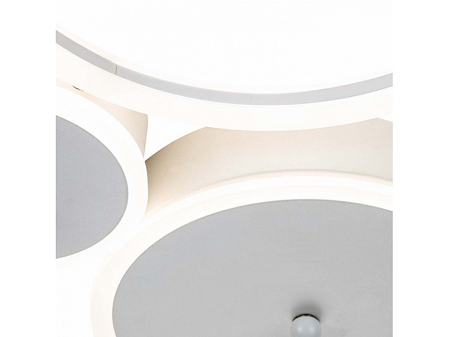 Потолочная люстра Escada Saturn 10268/6LED White