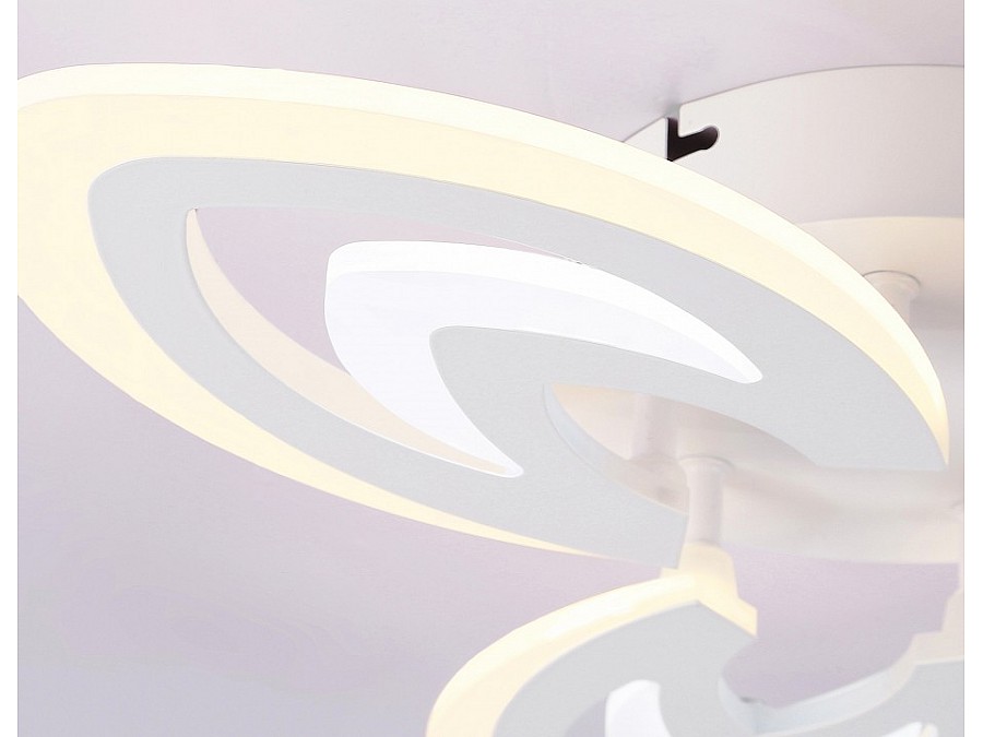 Потолочная люстра Ambrella Light FA FA4545