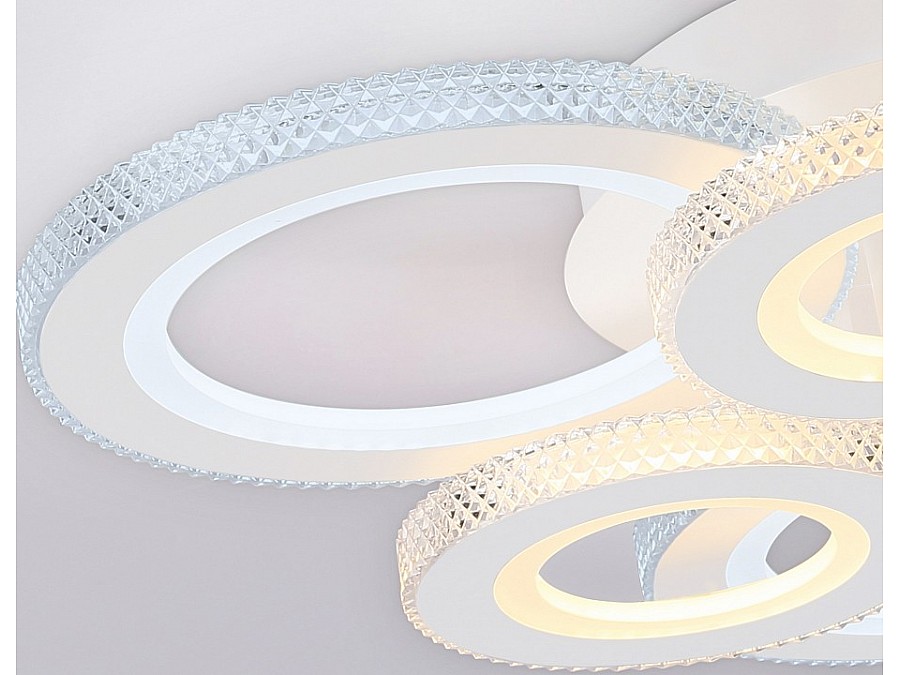 Потолочная люстра Ambrella Light FA FA8872