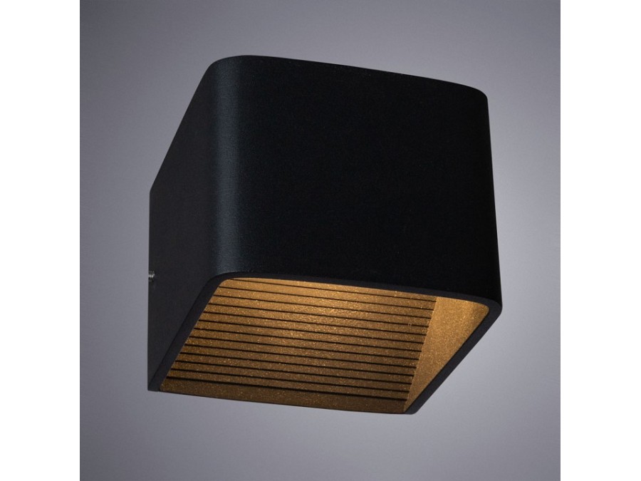 Накладной светильник Arte Lamp Scatola A1423AP-1BK