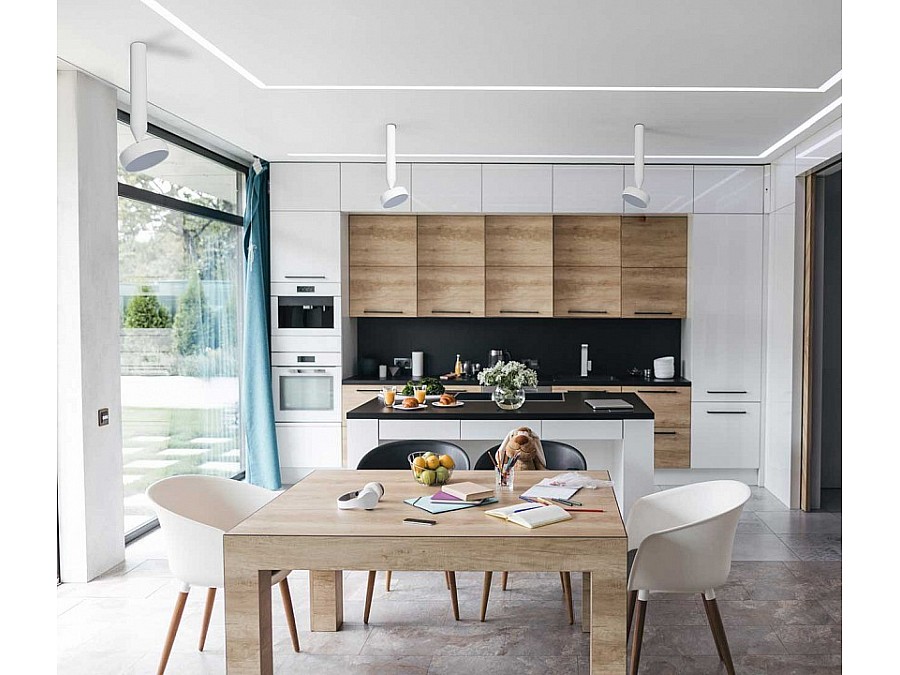 Светильник на штанге DeMarkt Информ 3 851011001