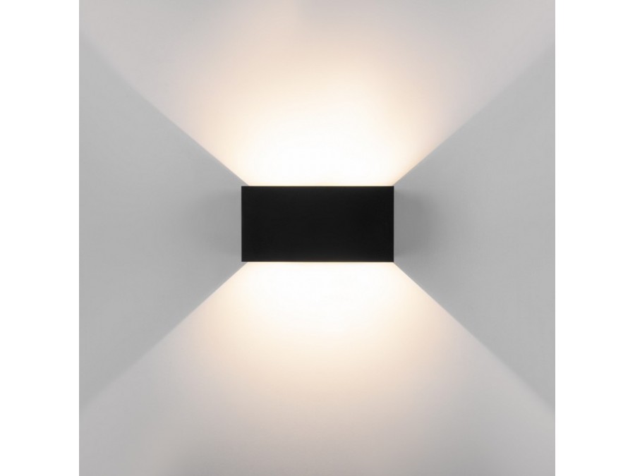 Накладной светильник Elektrostandard Winner 35137/W